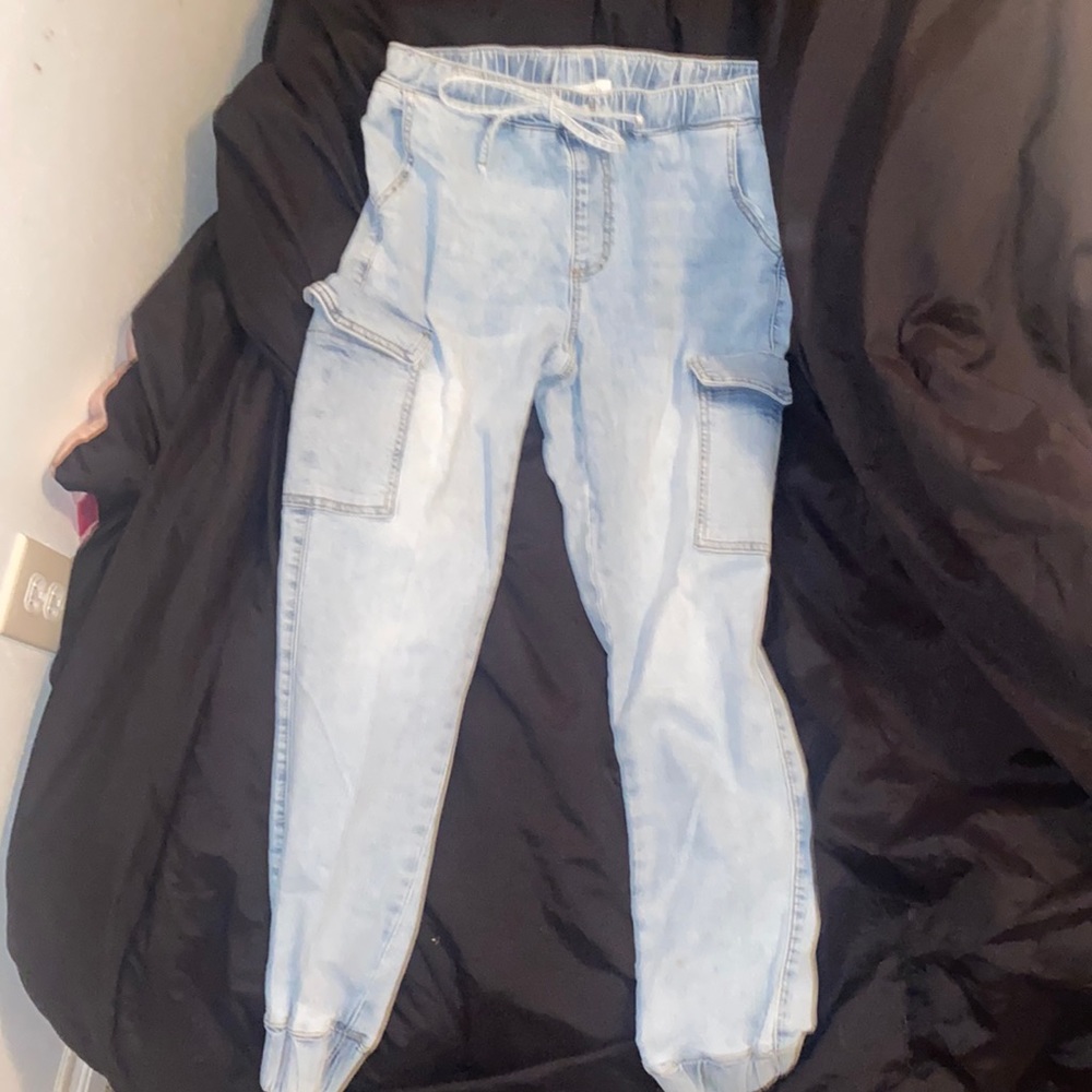 Size Medium, almost famous cargo jeans